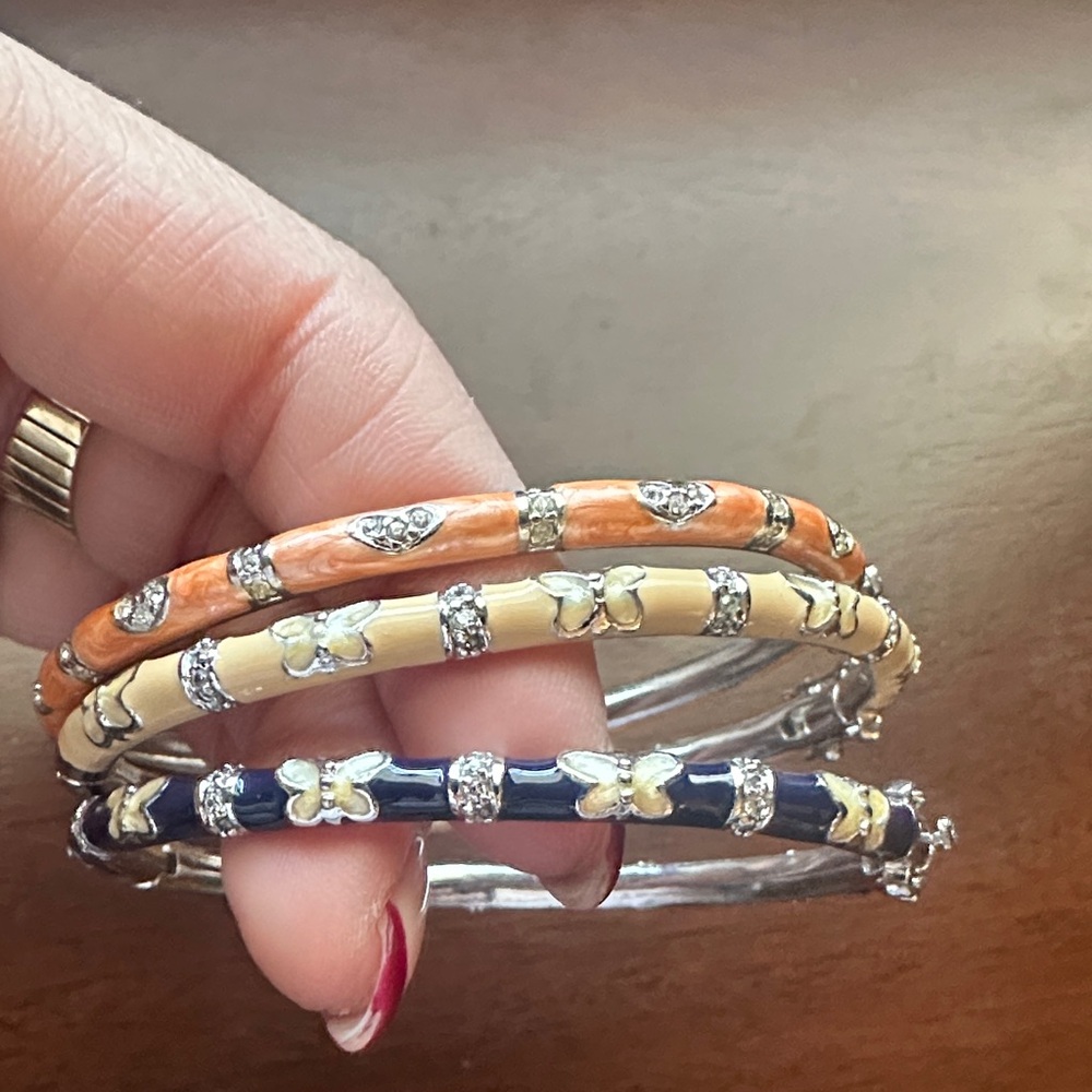 Elegant Butterfly Bangle Set - Orange, Cream, and Blue